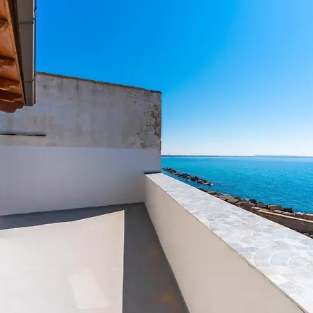 Attico Sul Mare Apartamento *